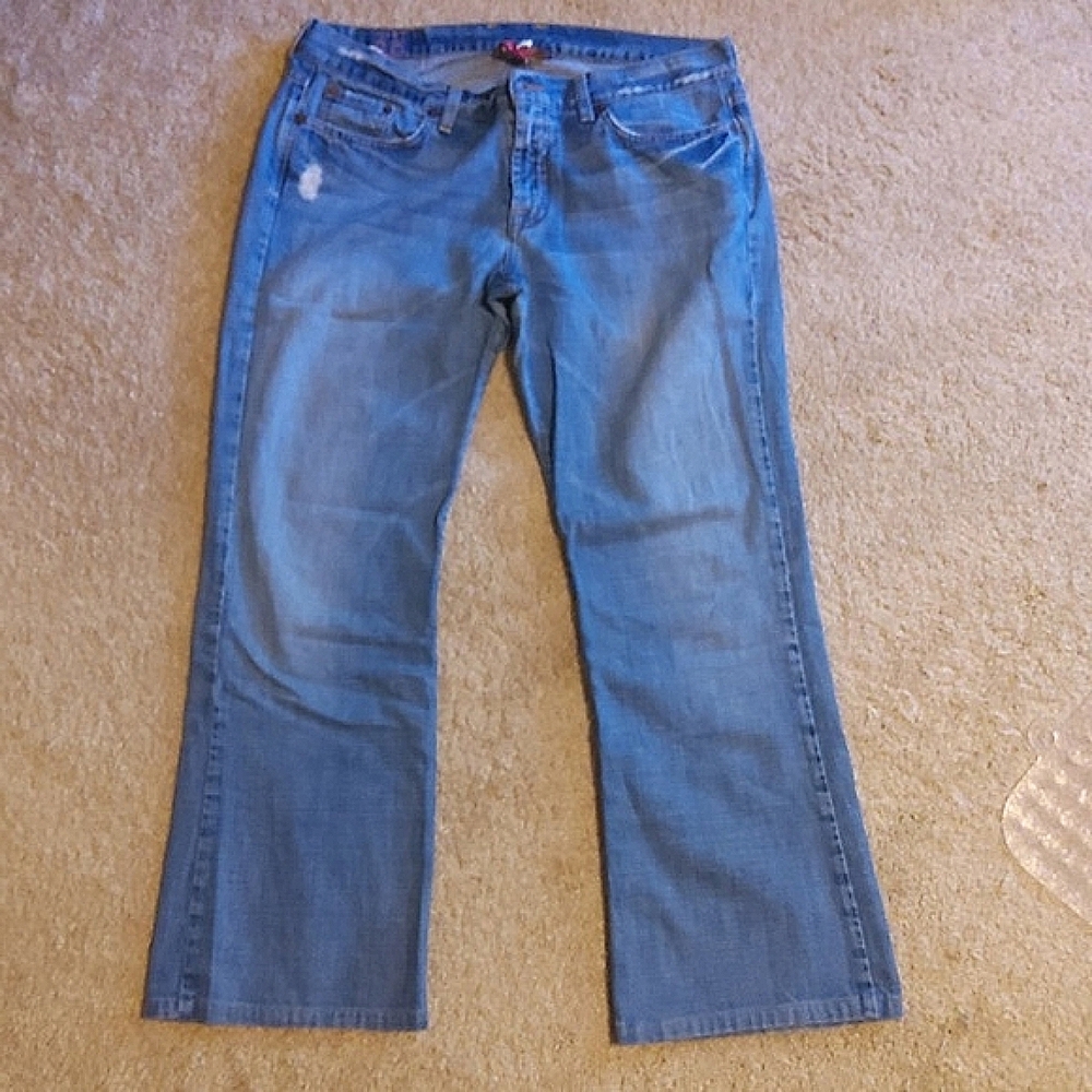 Women's jeans